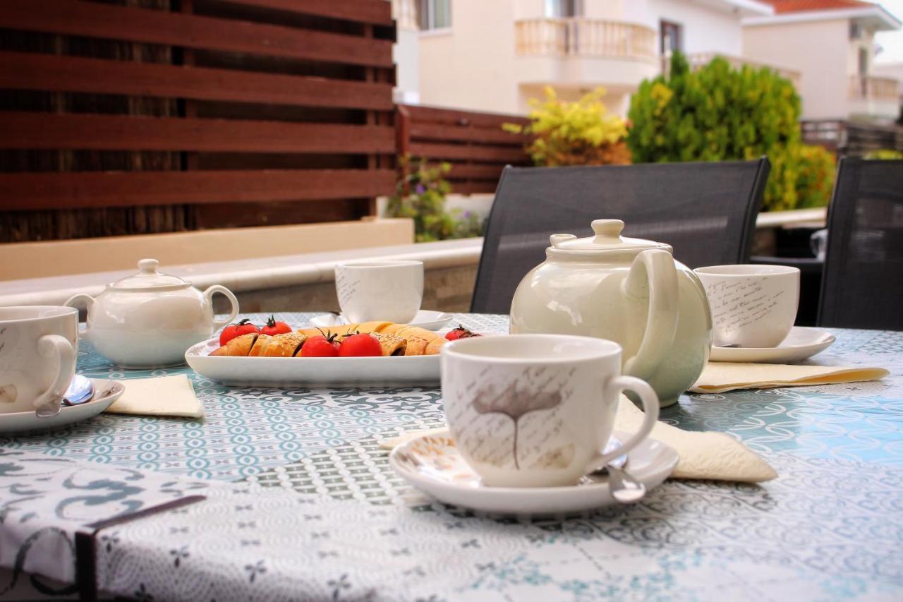 Cozy Poolside Apartment Paphos Exteriér fotografie
